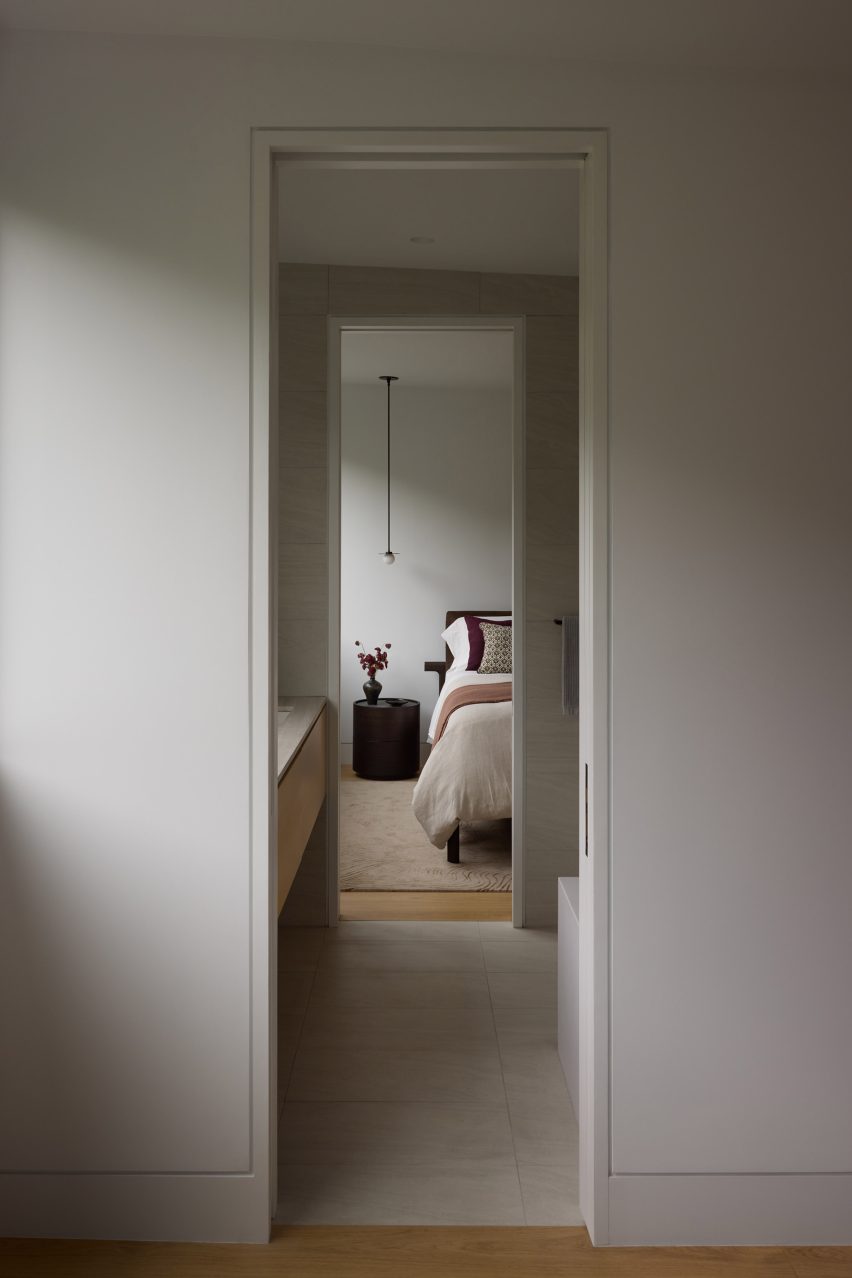 House in Amagansett by Khanna Schultz