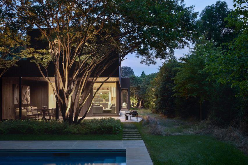 House in Amagansett by Khanna Schultz