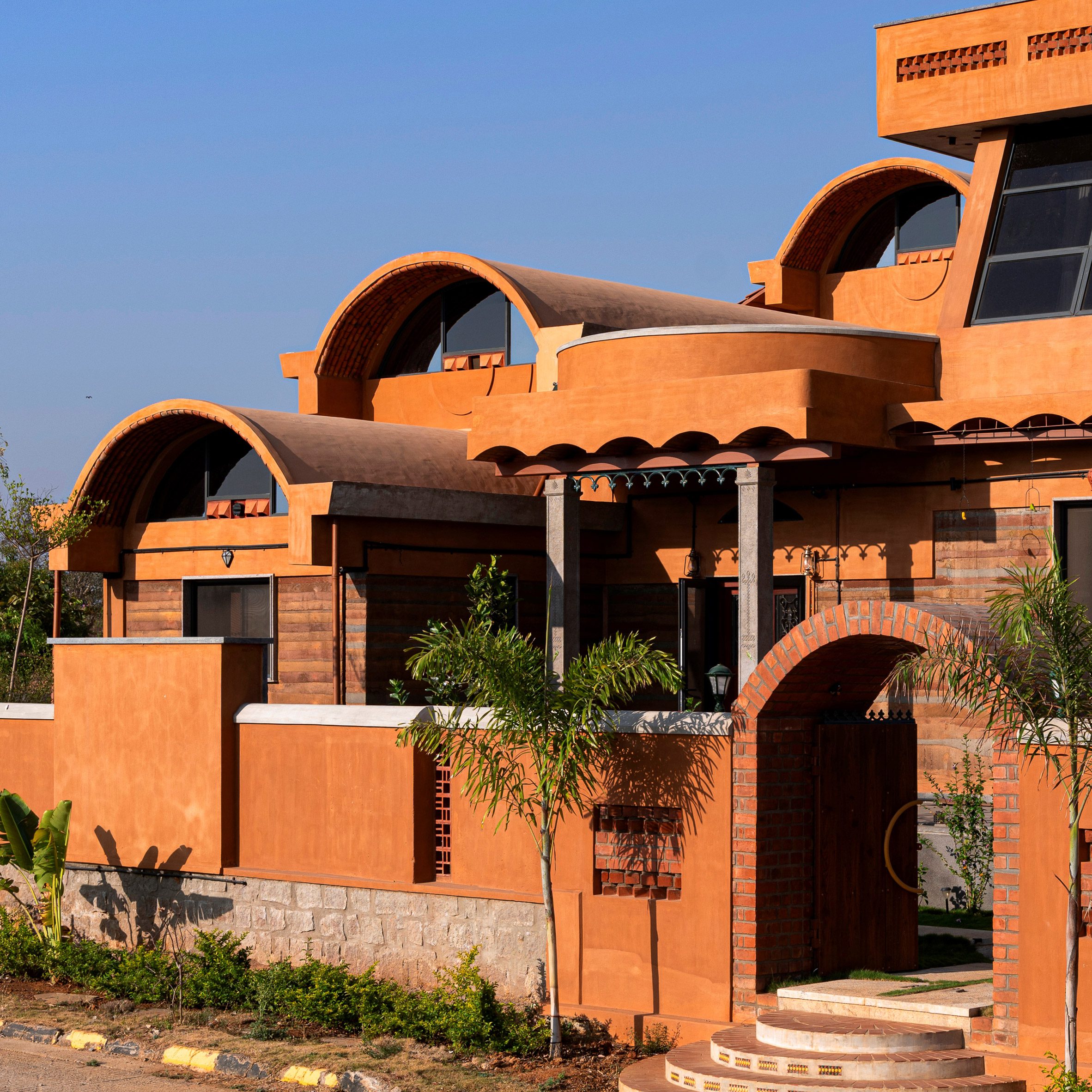 Aurva Illam by Iki Builds