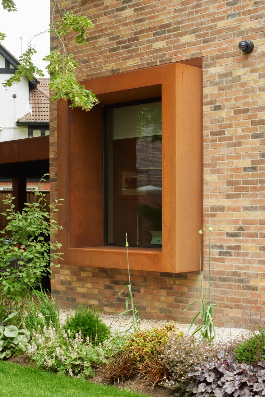 Home by Musson Brown Architects and Miltiadou Cook Mitzman