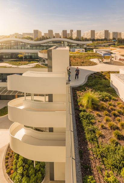 Oriente Green Campus by KPF