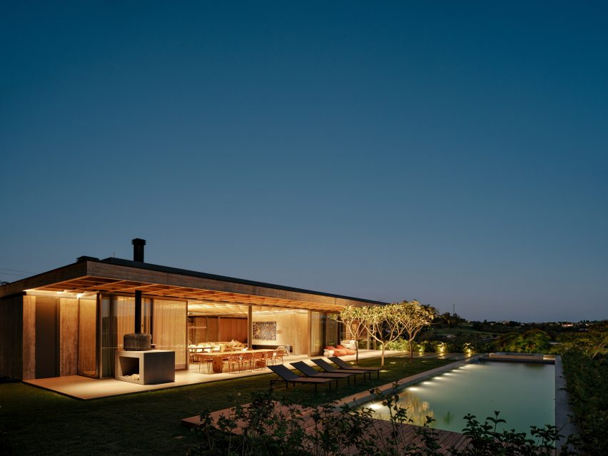 Casa Colmeia by Sabella Arquitetura