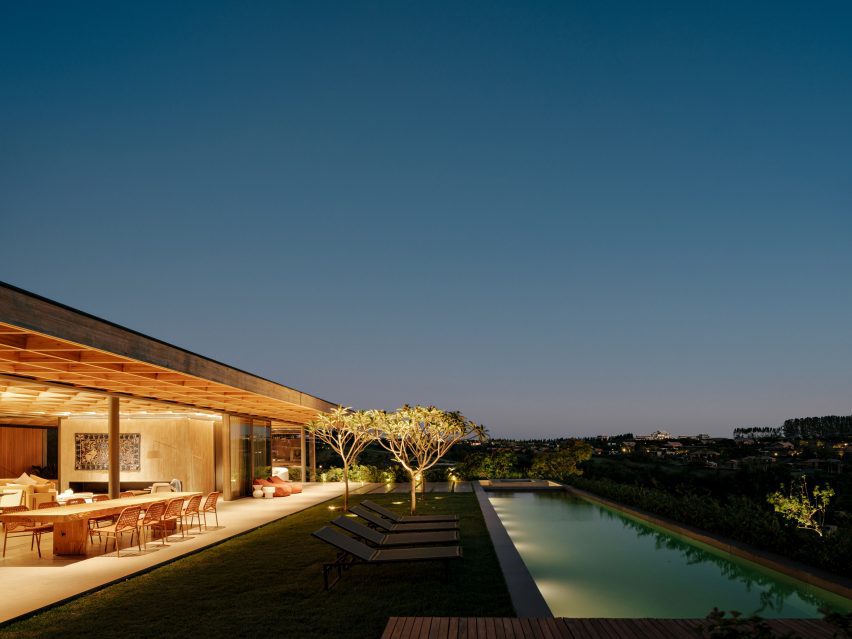Casa Colmeia by Sabella Arquitetura