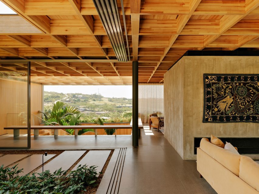 Casa Colmeia by Sabella Arquitetura
