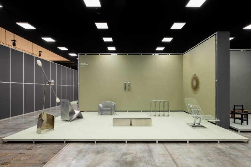 Galerie Philia exhibition with steel furniture