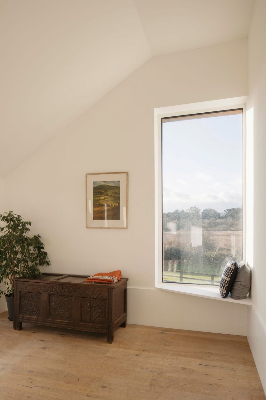 Seagull Cottage by Architectural Farm