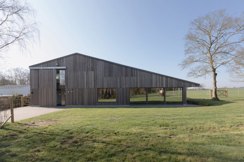 Sheep Field Barn, Henry Moore Studios & Gardens, by DSDHA // Rob Hill