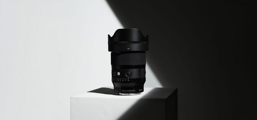 Camera lens