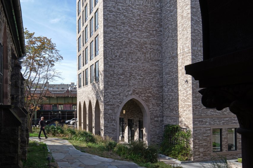 St James Terrace by Dattner Architects