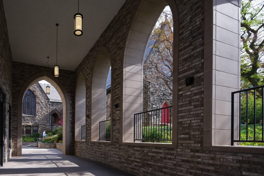 St James Terrace by Dattner Architects