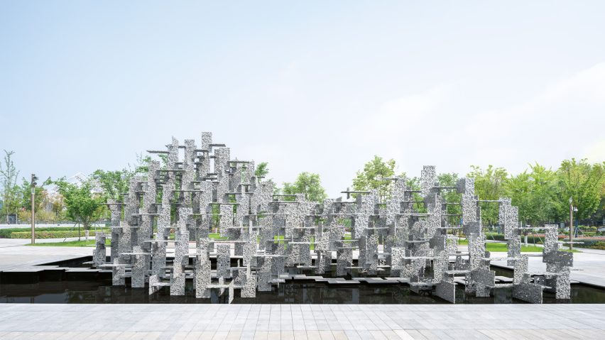Stone installation by Kengo Kuma