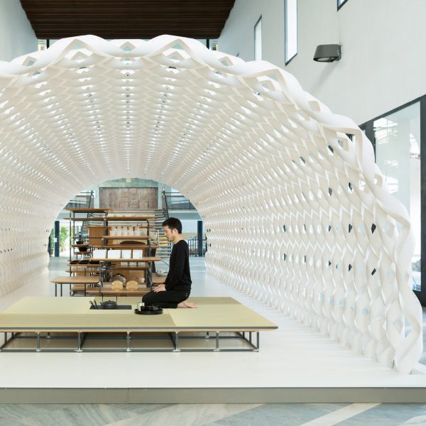 Paper installation