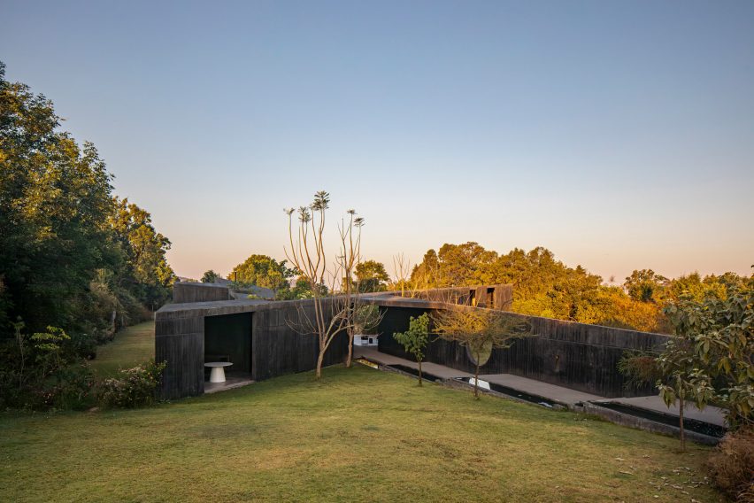 Casa Mavra by Taller Alberto Calleja