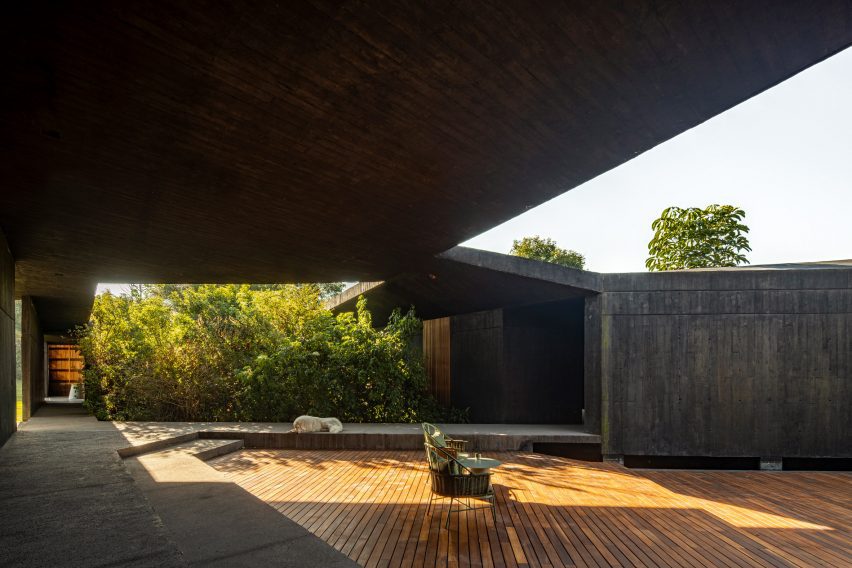 Casa Mavra by Taller Alberto Calleja