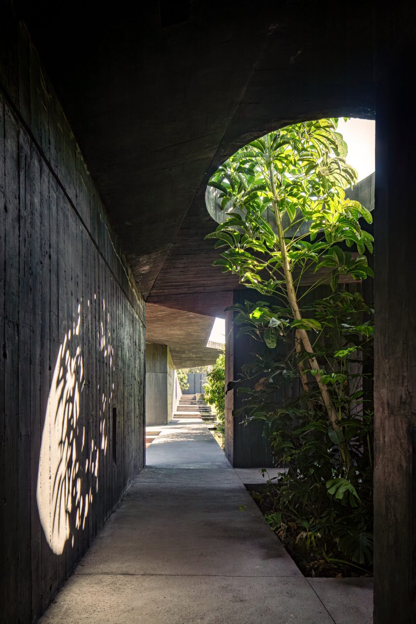Casa Mavra by Taller Alberto Calleja