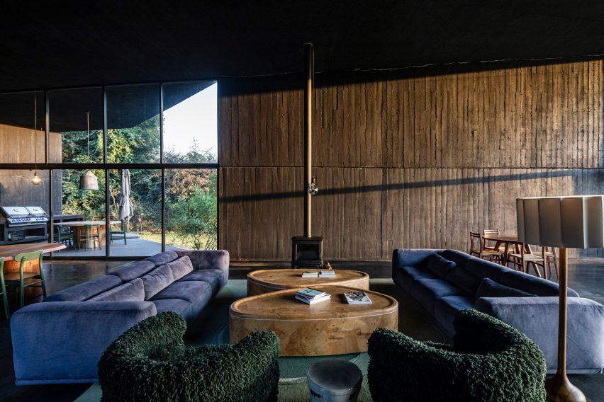 Casa Mavra by Taller Alberto Calleja
