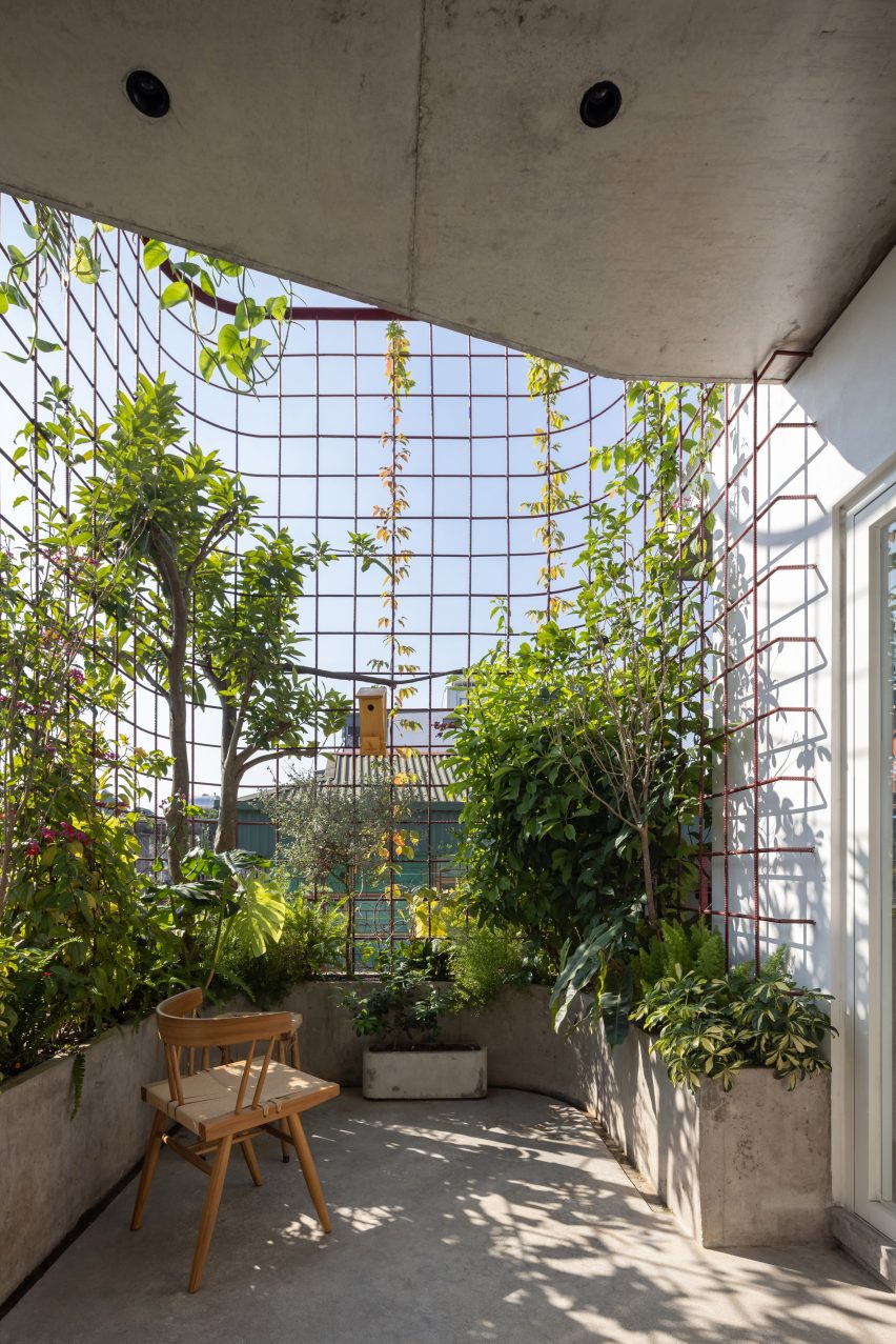 TH+ House in Vietnam by ODDO Architects