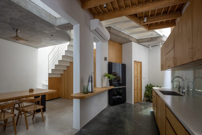 TH+ House in Vietnam by ODDO Architects