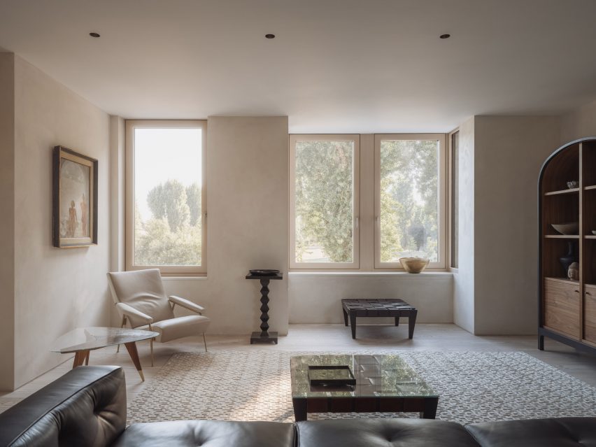Goldstein Heather West London House sitting room