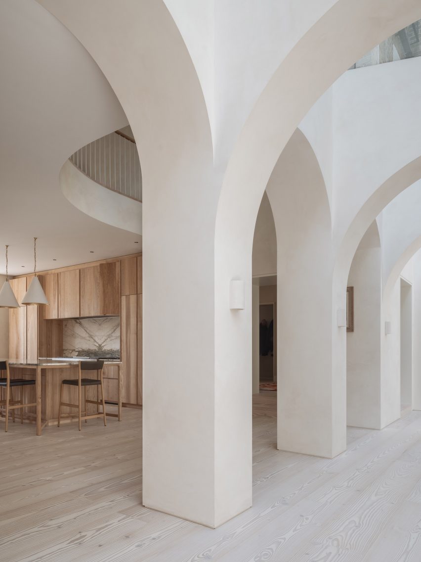 Goldstein Heather West London House columns