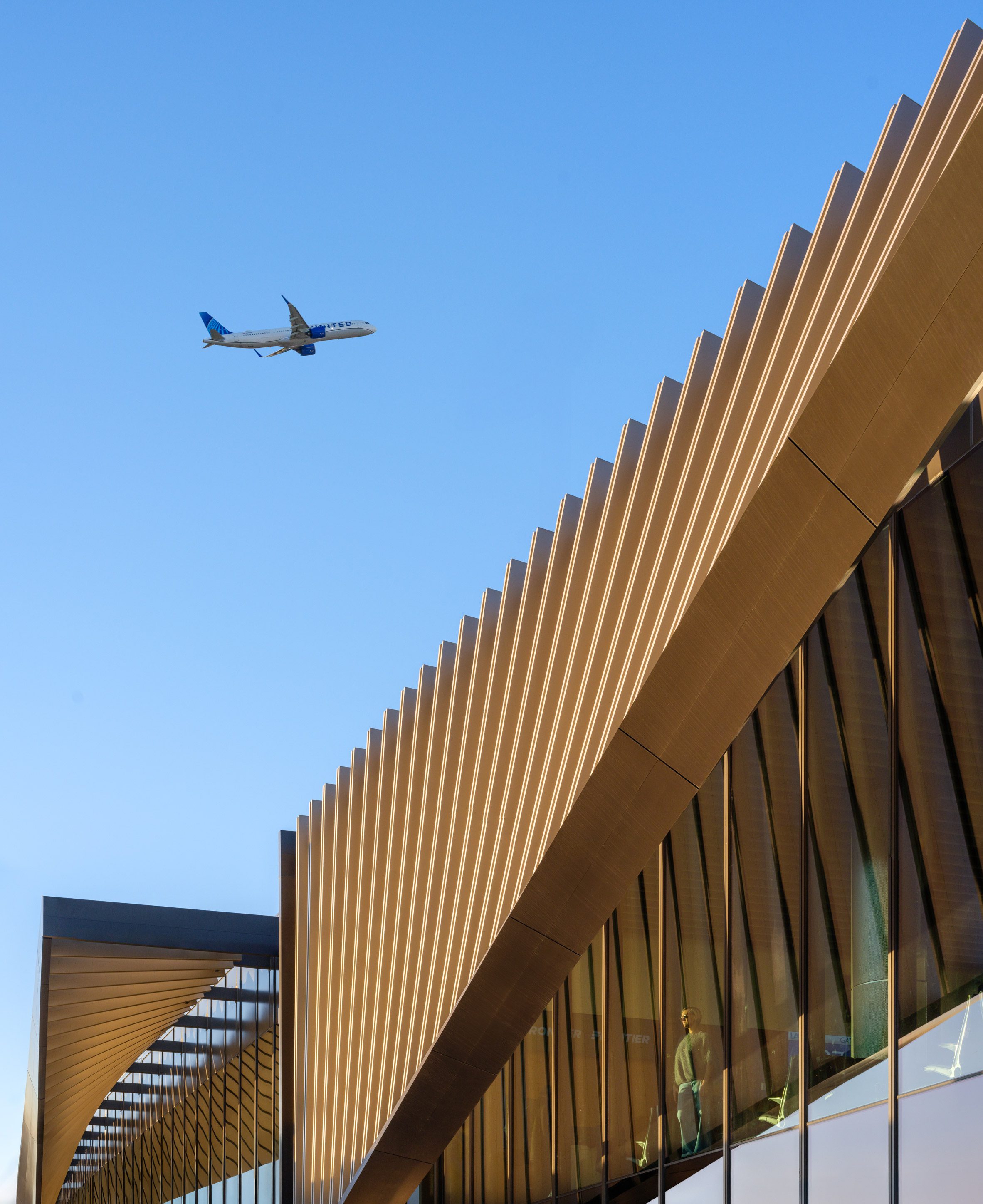 Woods Bagot brise soleil LA airport terminal