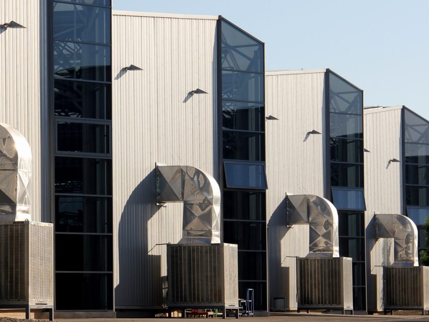 The building was made possible through the collaboration with Vicent Berbegal, founder and chairman of Actiu