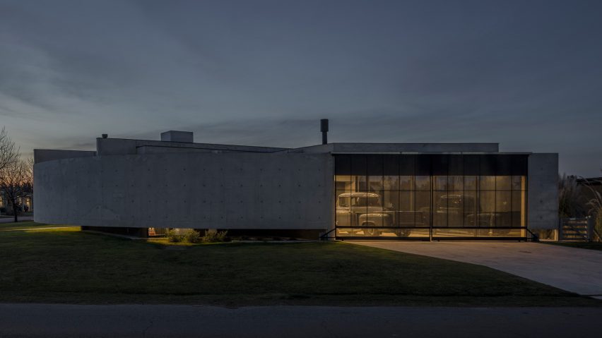 Casa Alba by Ademas Arquitectura, a concrete house with a wall for privacy