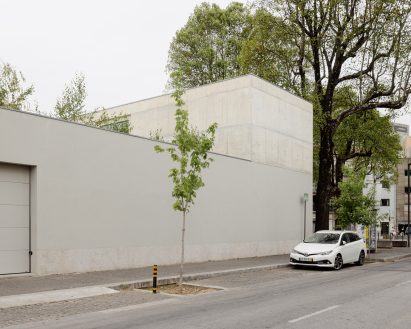 Industrial-themed Porto home