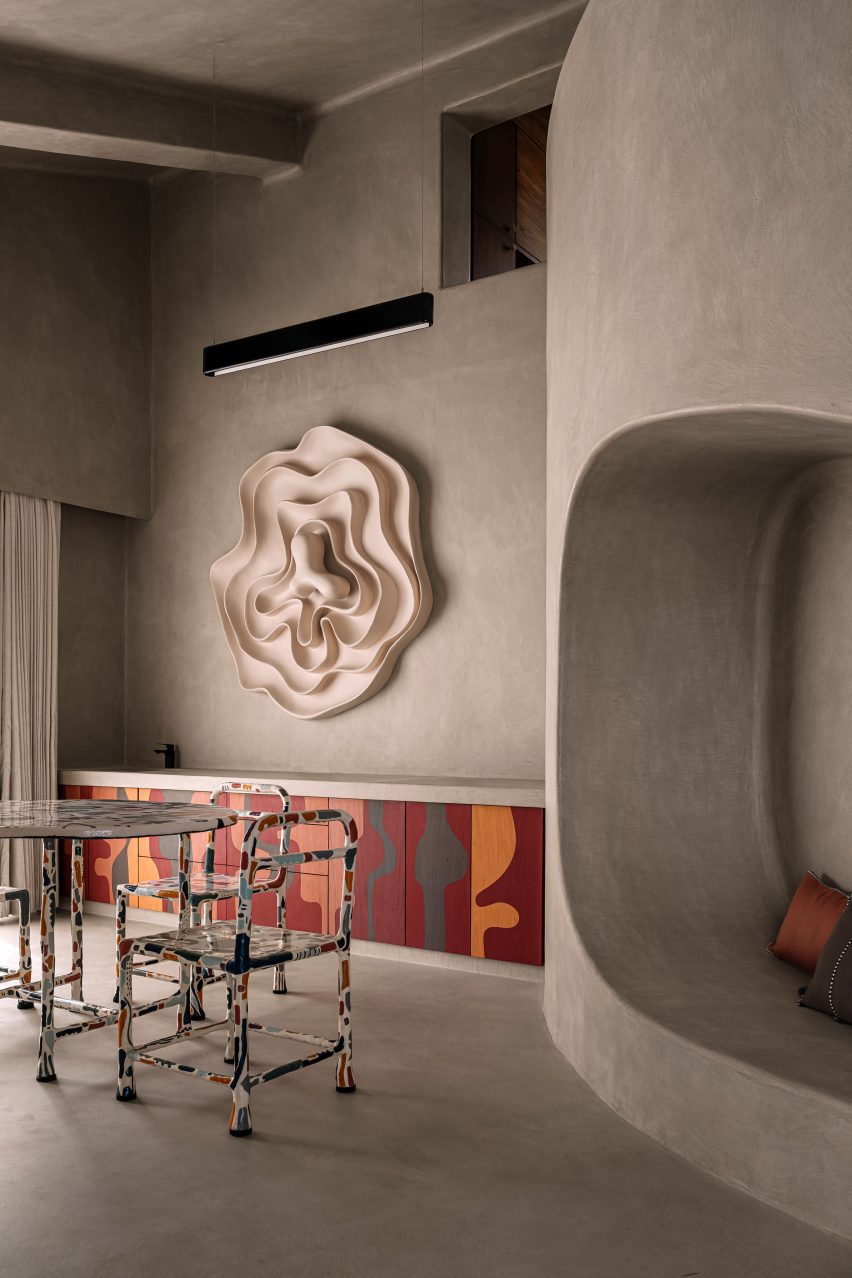 Interiors of Amaltash, a geometric Gujarat residence by Design ni Dukaan
