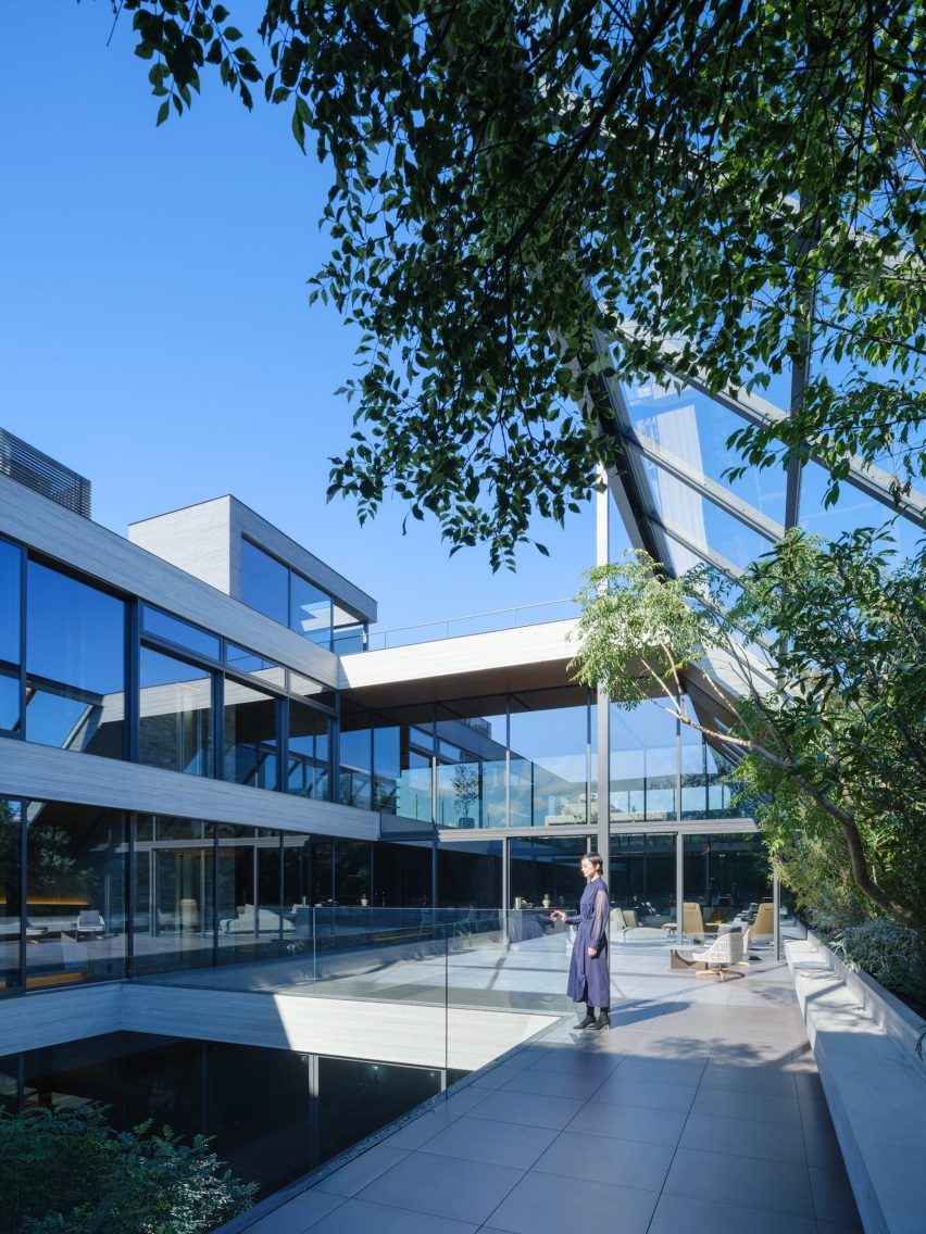 Eternity by Apollo Architects & Associates