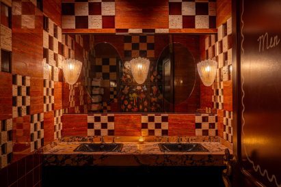 Bathroom with stone checkerboard walls