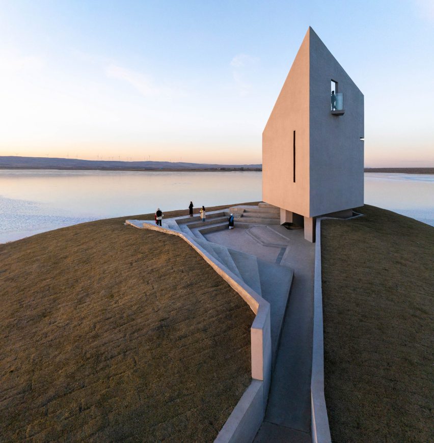 Nomads Beacon Tower by Büro Ziyu Zhuang