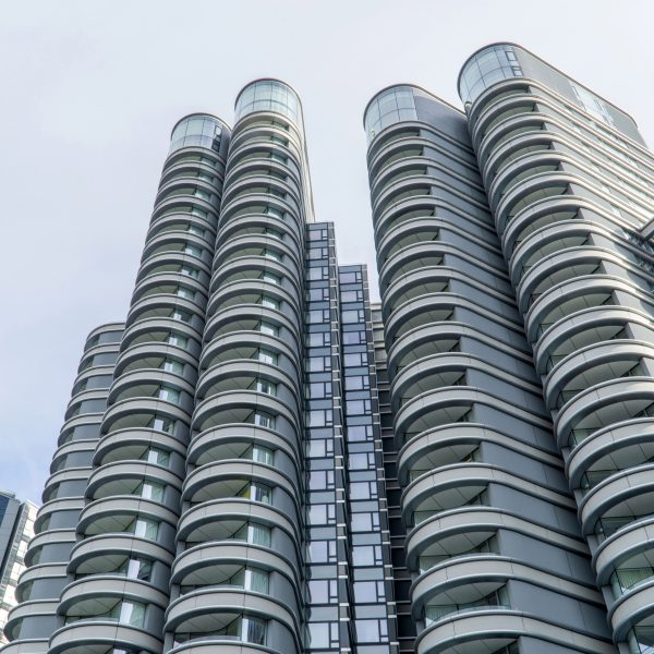 The Corniche tower in London by Foster + Partners