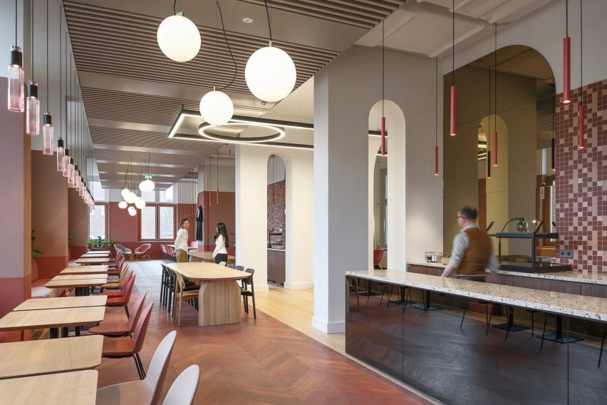 Courthouse Building H Utrecht by i29 and DP6 social hub