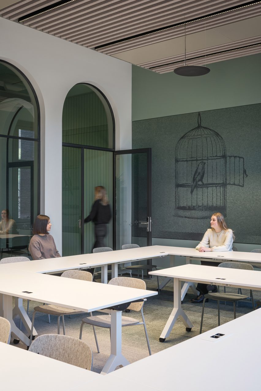 Courthouse Building H Utrecht by i29 and DP6 study space