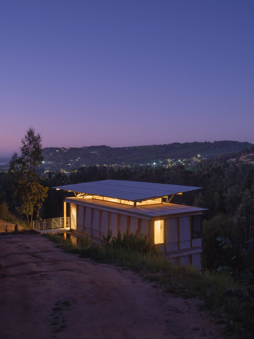 IBSP II modular house in Chile by Ignacio Rojas Hirigoyen and Leonardo Gúzman Valencia
