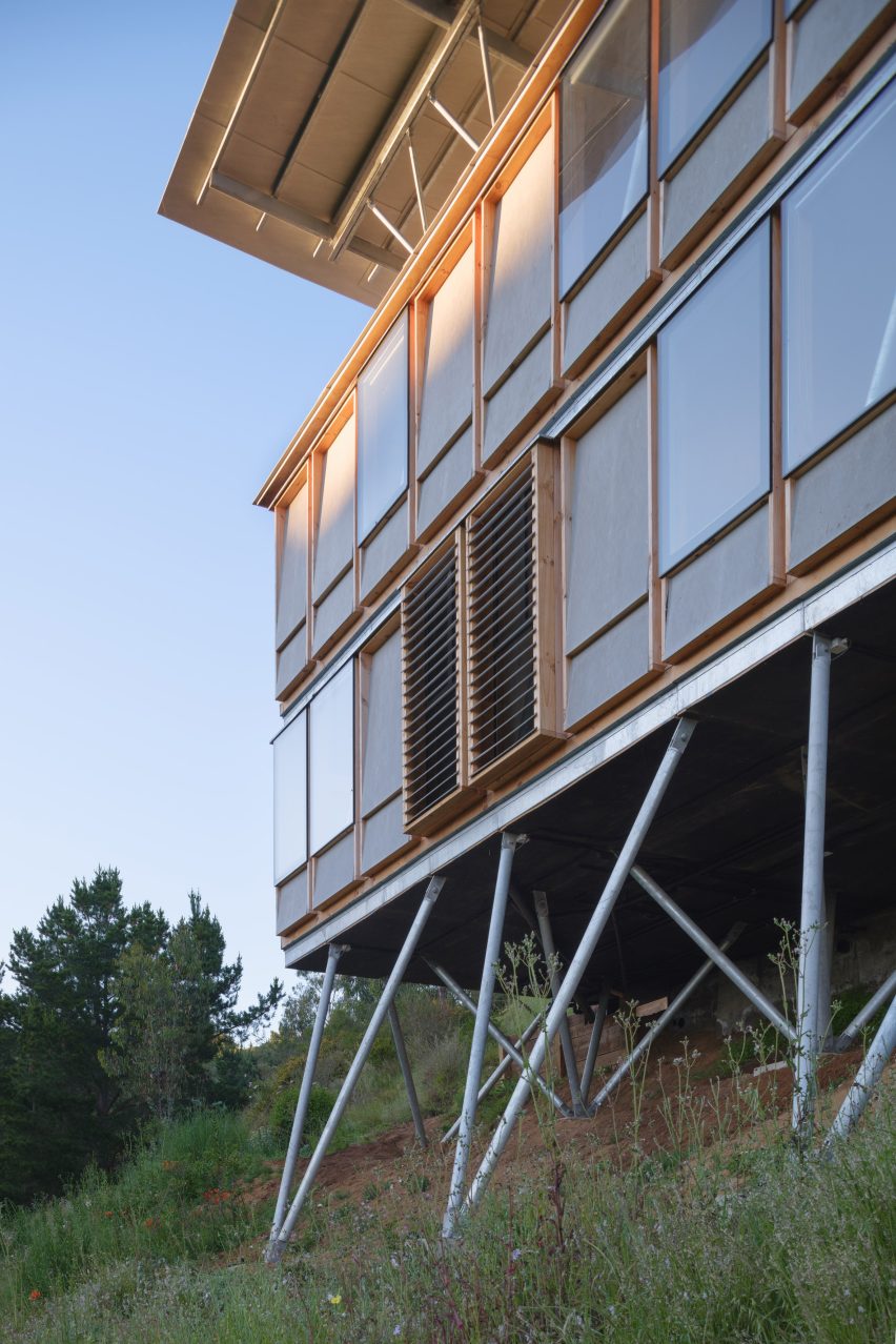 IBSP II modular house in Chile by Ignacio Rojas Hirigoyen and Leonardo Gúzman Valencia