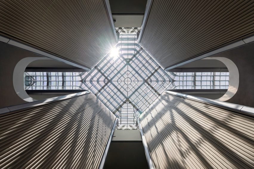 Jia Art gallery in Shanghai by Foster + Partners