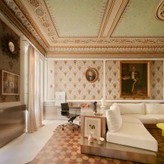 Raúl Sánchez Architects splashes old sailor’s home in Spain with modern details