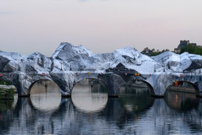 Bridge installation by JR