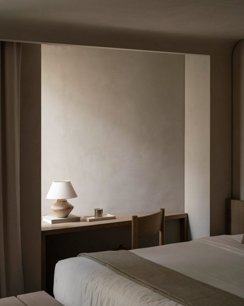 LaMartine hotel by PPAA