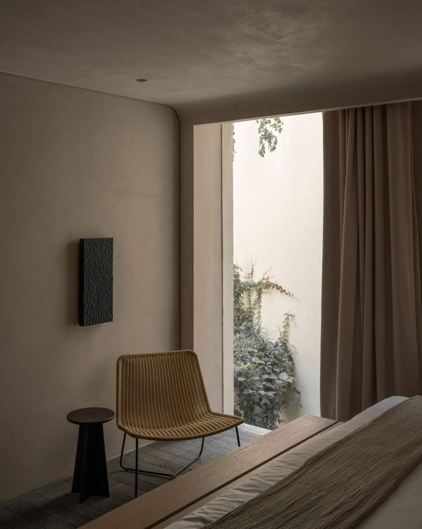LaMartine hotel by PPAA