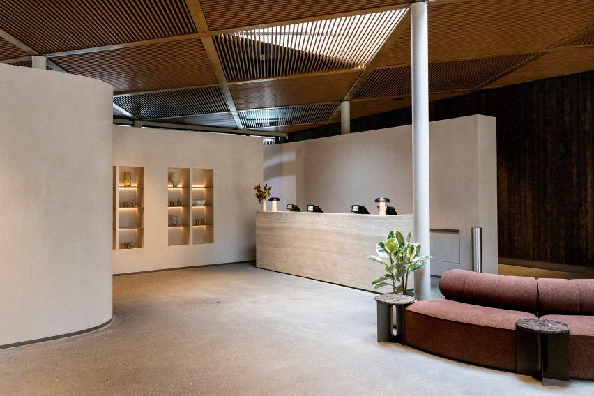 Laugarás Lagoon by T.ark Architects
