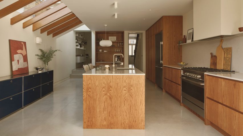 Loggia House