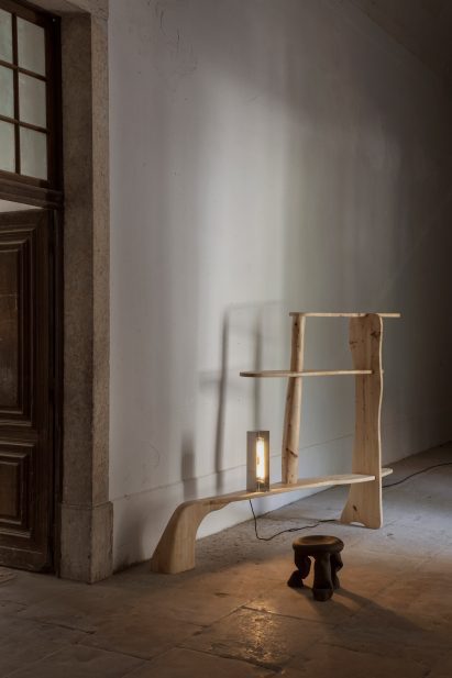 Wobbly timber shelf