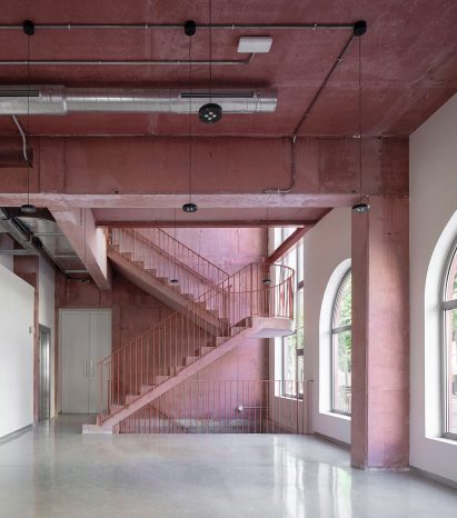 Calasparra Town Hall concrete interior by MACH