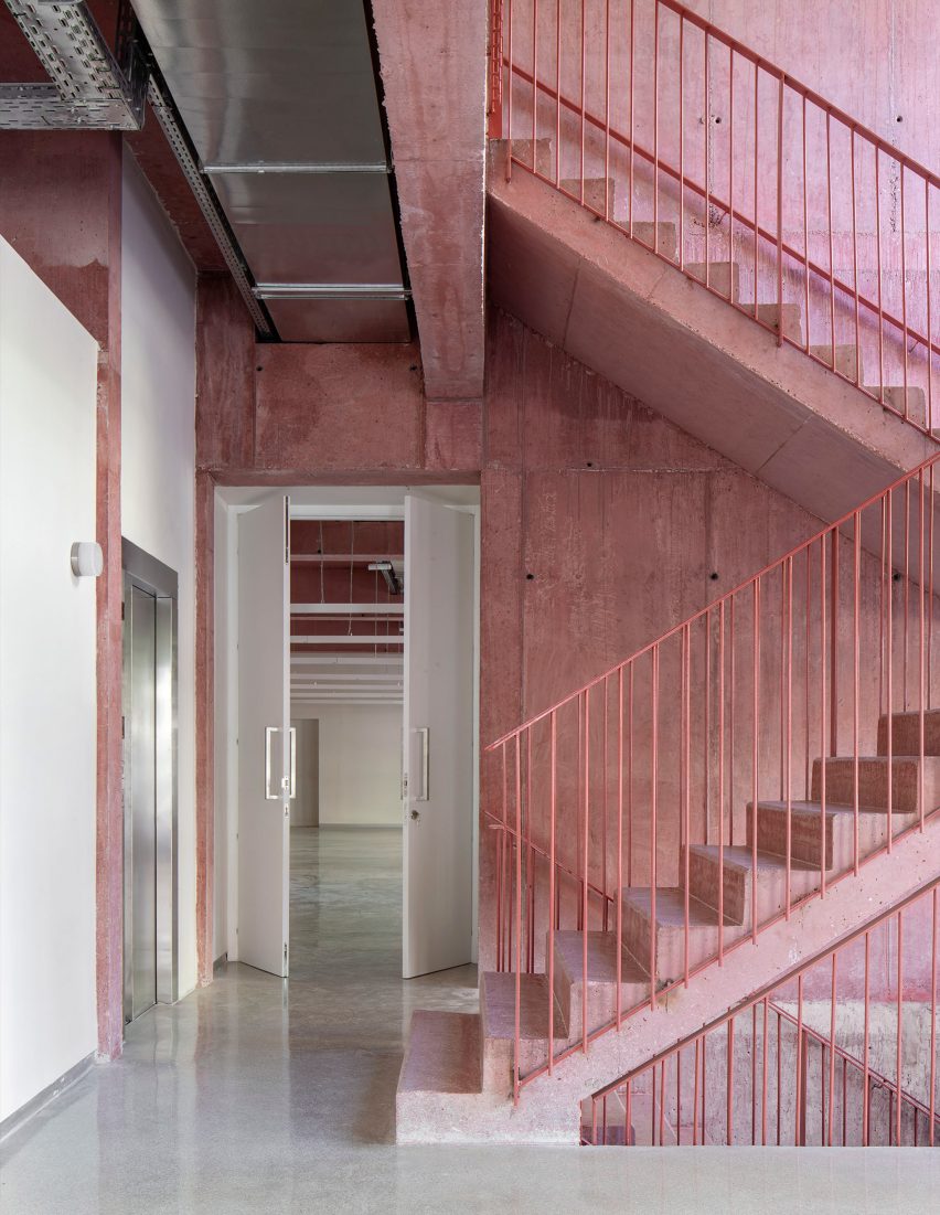 Calasparra Town Hall by MACH