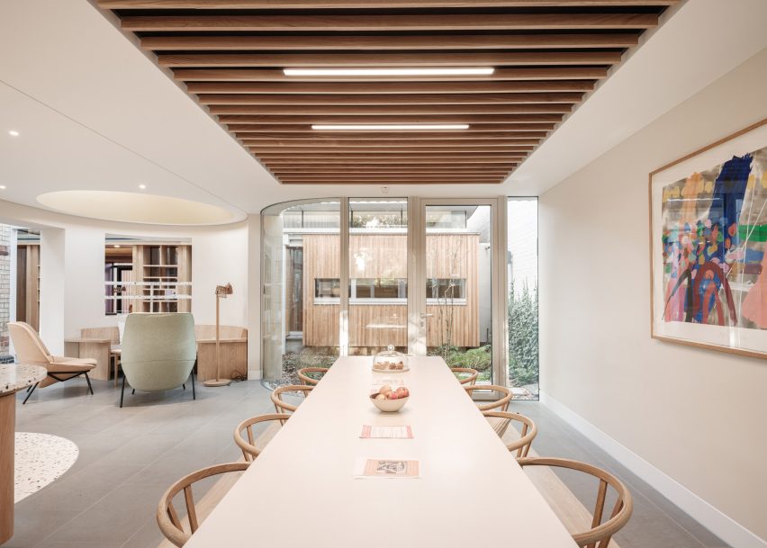 Maggie's Cheltenham by Metropolitan Workshop