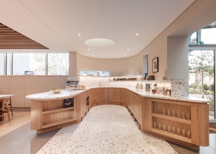 Maggie's Cheltenham by Metropolitan Workshop