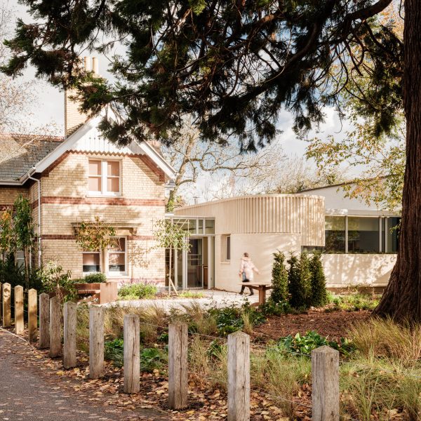 Maggie's Cheltenham by Metropolitan Workshop